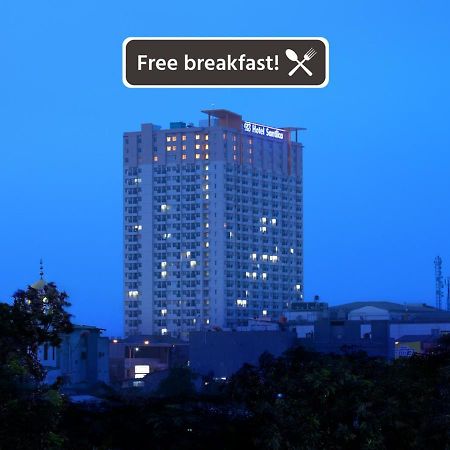 Hotel Santika Depok Exterior photo